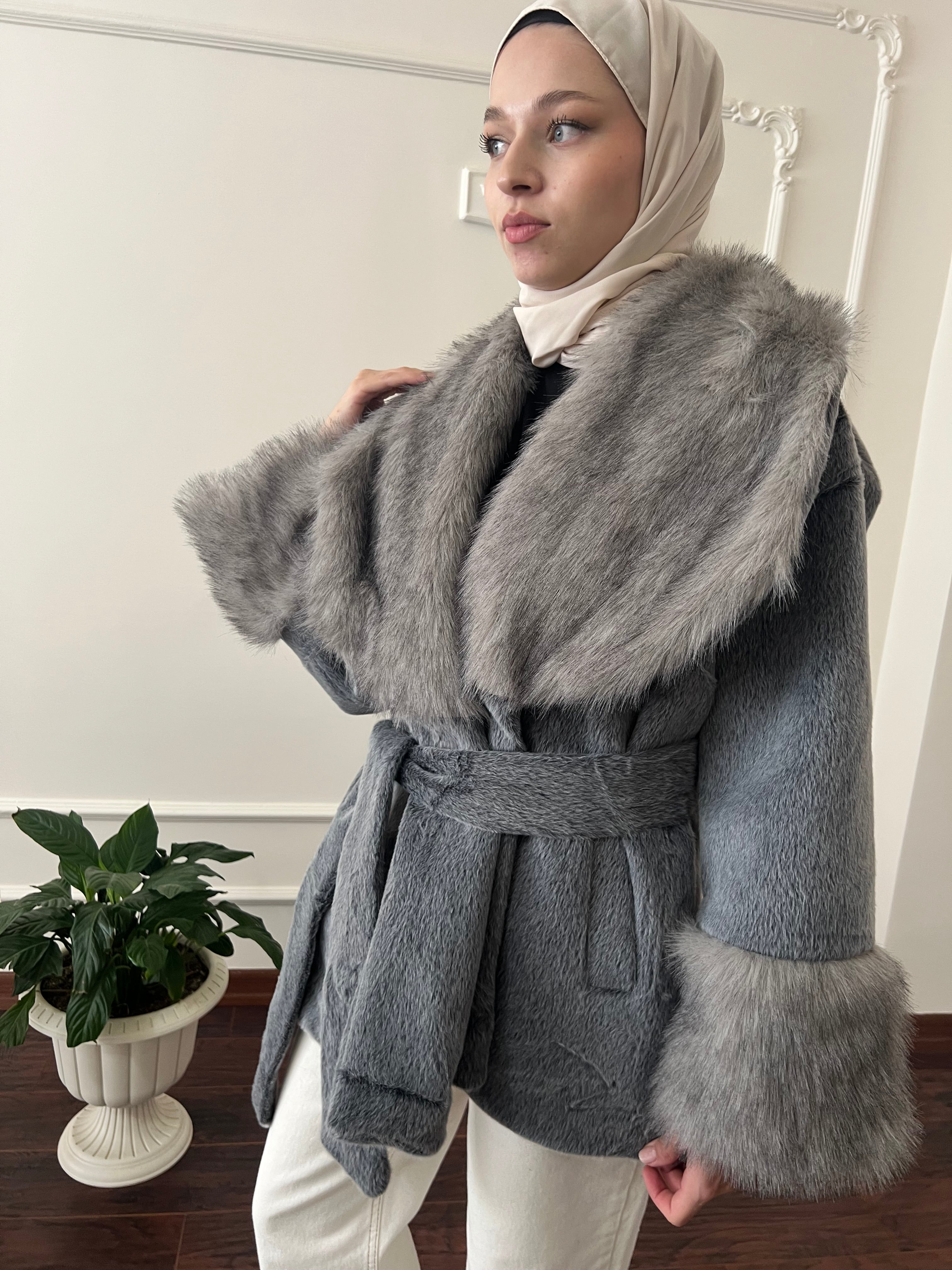 Kürk Yakalı Goldfox Kaban