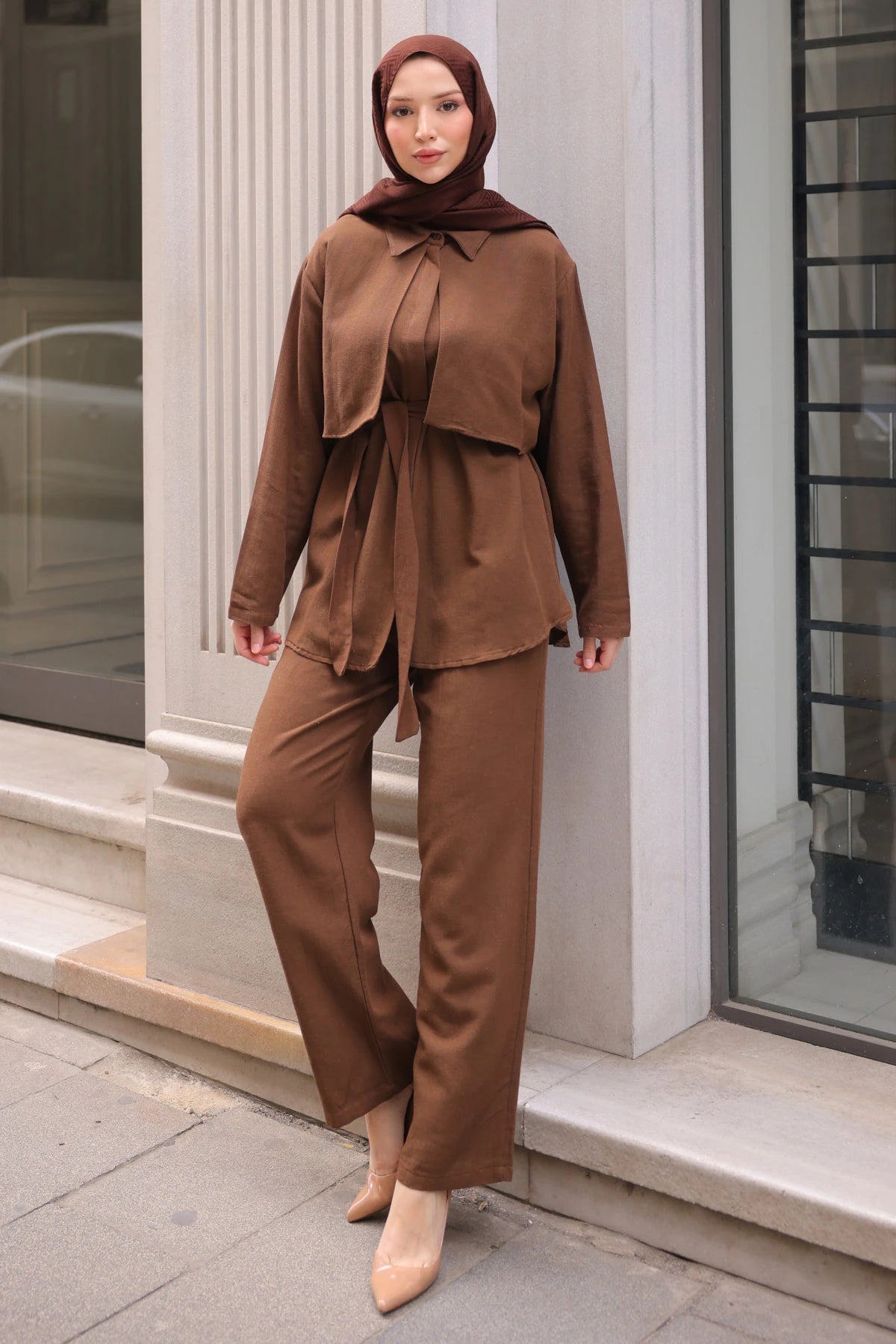 Kahverengi Bel Kuşaklı Takım