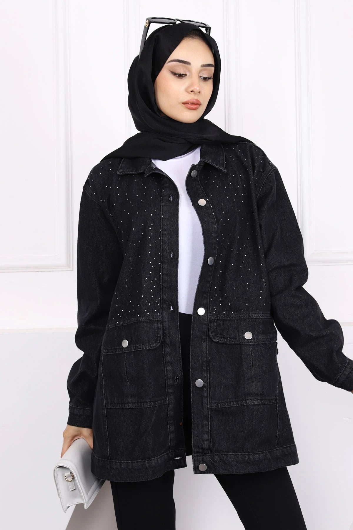 Siyah Taş İşlemeli Kot Ceket